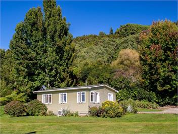 Marahau Kauri Cottage - Nelson