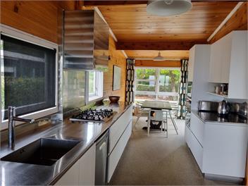 Kinloch lakefront -