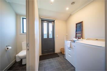 Mountainview Escape (Bachcare) - Te Anau