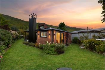Arrowtown Luxury Escape | Hot Tub, Wood Fire & Central Heating - Arrowtown
