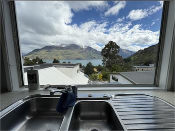Cozy mid-century Queenstown escape - Queenstown