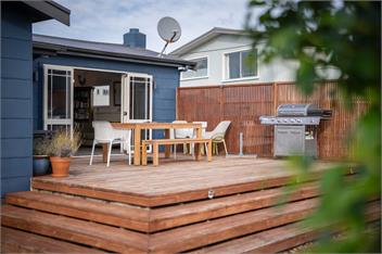 Dragon Fly Cottage (Bachcare) - Te Anau
