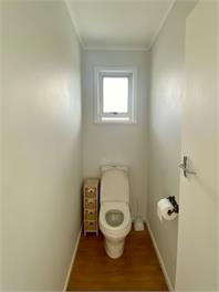 Cable Bay Moana View House -