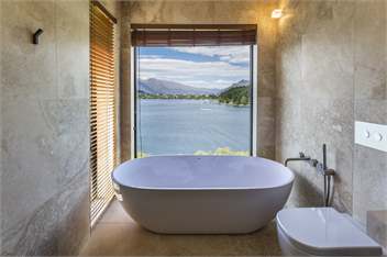 Lakehouse Joela | Prime Location + Luxury Living - Queenstown