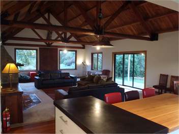 Snowdon Lodge - Windwhistle