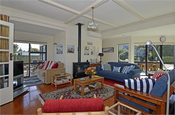 The Embassy - Kapiti Coast