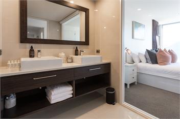Views on Edinburgh | Queenstown Hill Luxury - Queenstown