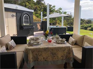 Kupe Suite - Bayview Valley Lodge - Whitianga