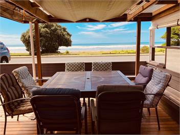 Holiday Haven on Seas Edge - Whakatane