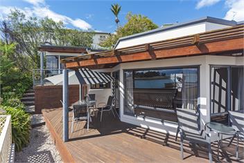 On The Rocks - Nelson Waterfront Holiday Home - Nelson