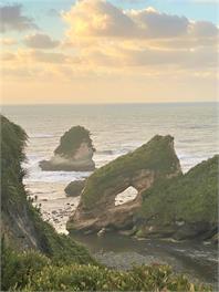 Bell Birds & Sea Views Cottage - Punakaiki