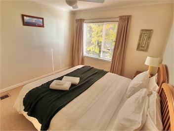 Kimberley Two - Nelson Waterfront Apartment - Nelson