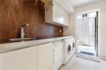 Ocean Beach Retreat - Tauranga