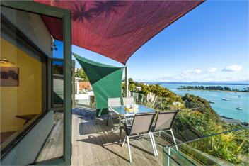 'Harbour View - One' - Nelson Waterfront Apartment - Nelson