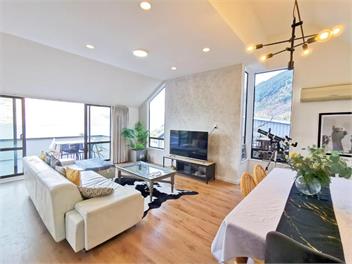 Lakeview Queenstown Holiday Home - Queenstown