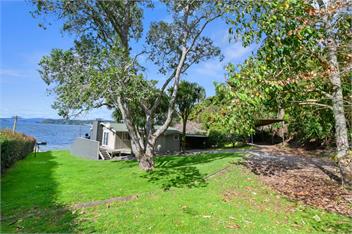 Onepoto Bay Lakehouse (Bachcare) - Lake Rotoiti