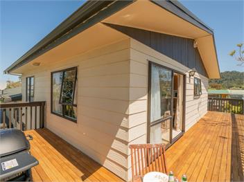Jacaranda Lodge (Bachcare) - Whangamata