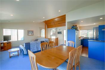 Frankton House (Bachcare) - Queenstown