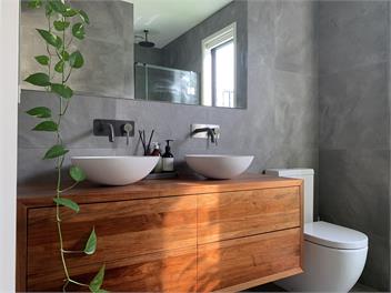 Modern Summer House with Swimming Pool and Spa - Raglan