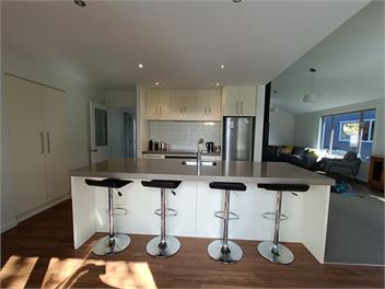 MT IRON DRIVE - 4 BEDROOM - Wanaka