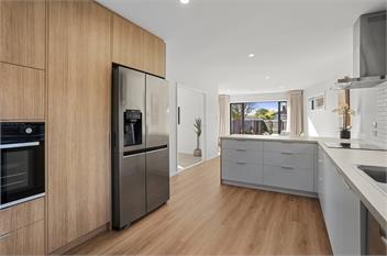 Private, 4BR, Family-Friendly Home and Garden, Free Parking near Airport - Christchurch