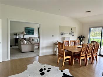 Beautiful Country Retreat in the City - Dunedin