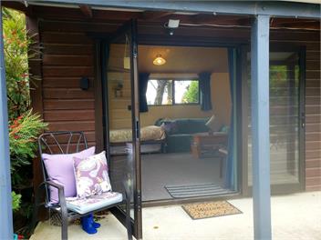 Height of Dunedin Farmstay Cottage - Dunedin