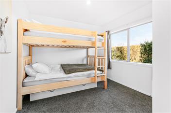 The Modern Retreat - Albert Town