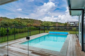 Oasis on Okaia - Kinloch - Kinloch