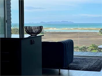 The Chocolate Box (Bachcare) - Waipu