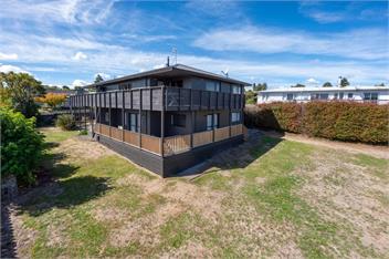 Poppy's Bach (Bachcare) - Taupo