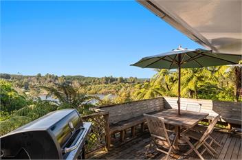 Okere Retreat (Bachcare) - Lake Rotoiti