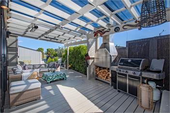 Sun Kissed Pool Villa (Bachcare) - Mangawhai