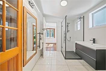 Ocean Breeze Cottage (Bachcare) - Paekakariki