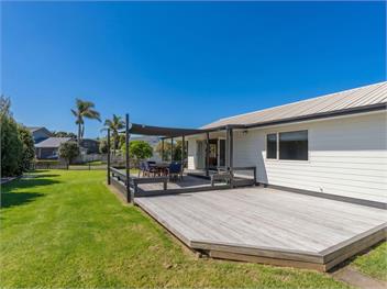 Nest by the Beach (Bachcare) - 