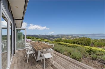 Kūaotunu Heights | Epic Ocean Views & Outdoor Living -