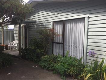 Ikamatua Accomodation - West coast