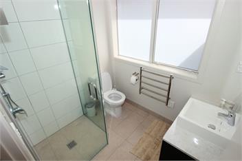 Stanmore Bay Beach House - Whangaparaoa