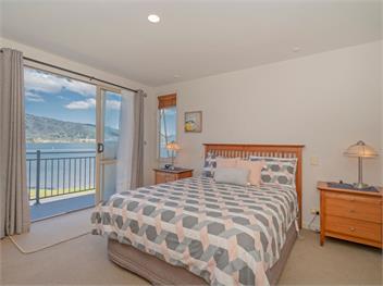 Tairua Waterfront Retreat (Bachcare) - Tairua