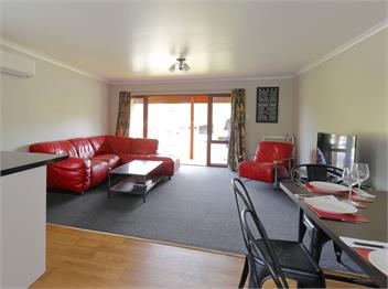Mokonui Cottage (Bachcare) - Te Anau
