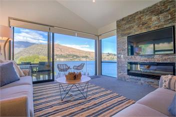 The Villa Lookout (Bachcare) - Queenstown