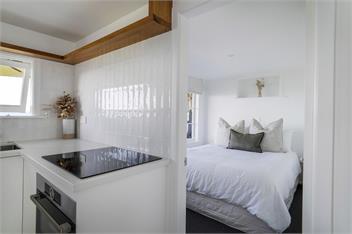Whale Bay Surf Bach - 