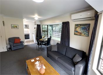 Matangi Truffle Retreat - Hamilton
