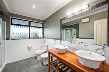 Taupo Escape (Bachcare) - Rainbow Point