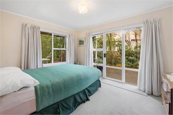 The White House (Bachcare) - Wharewaka