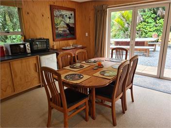 Secluded Rainforest Cottage amongst the Nikau Palms - Punakaiki - Punakaiki