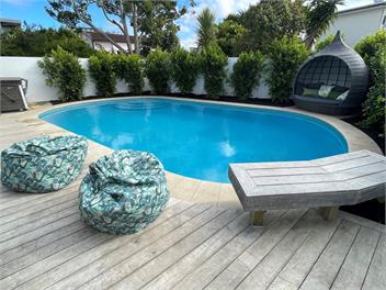 Luxury Seaside Village Resort - Auckland