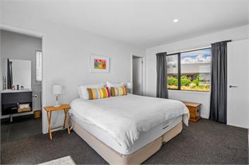 Peak Retreat (Bachcare) - Wanaka