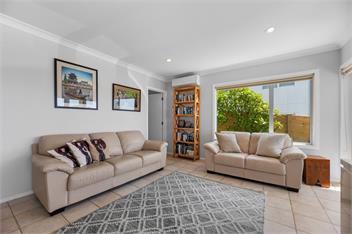 Sea Shells By The Shaw (Bachcare) - Waihi Beach