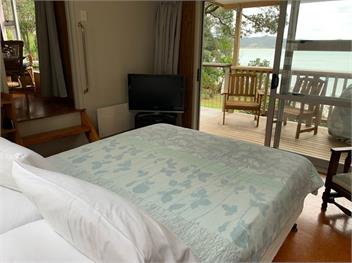 Waters Edge Cottage (Bachcare) - Hahei